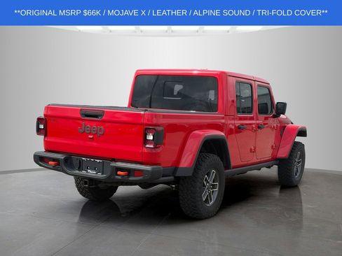 Used 2025 Jeep Gladiator Mojave AWD/4WD image 3