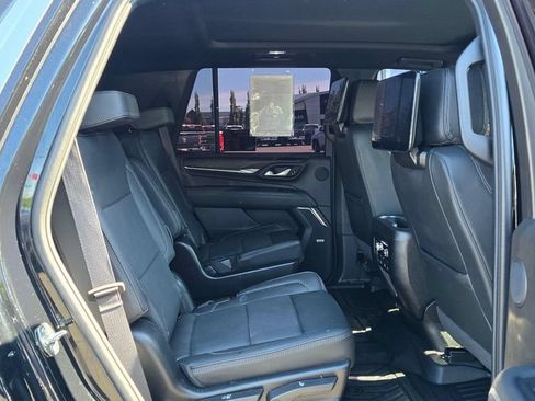 Used 2024 GMC Yukon Denali w/ Advanced Technology Package AWD/4WD image 12
