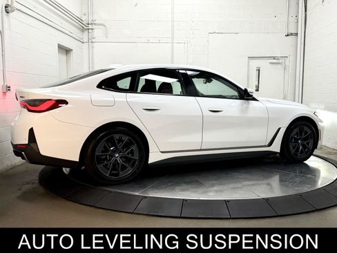 Used 2023 BMW i4 eDrive35 RWD image 9
