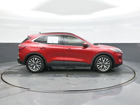 Used 2020 Ford Escape Titanium w/ Titanium Premium Package 2.0 image 8