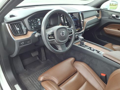 Used 2021 Volvo XC60 T6 Inscription w/ Advanced Package AWD/4WD image 22