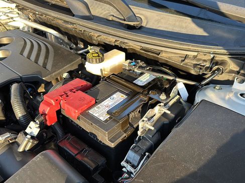 Used 2021 Nissan Rogue Platinum image 33