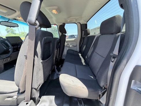 Used 2012 Chevrolet Silverado 3500 W/T AWD/4WD image 28
