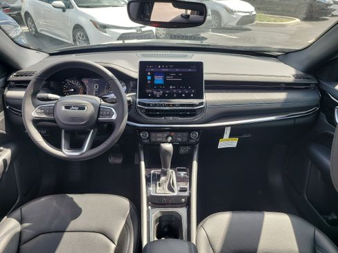 New 2026 Jeep Compass Limited image 11