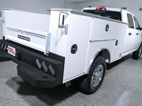Used 2022 RAM 2500 Tradesman AWD/4WD image 8