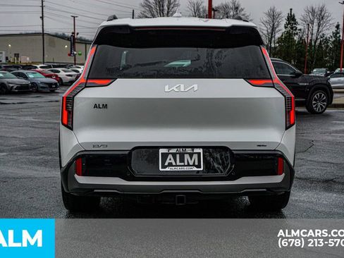 Used 2024 Kia EV9 GT-Line image 11