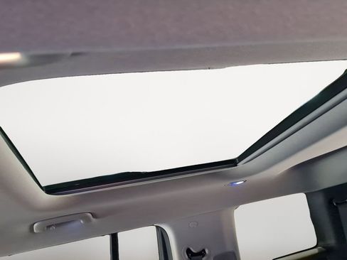 Used 2025 Hyundai Santa Fe Limited image 39