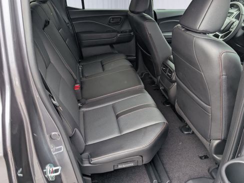Certified 2025 Honda Ridgeline TrailSport+ image 9