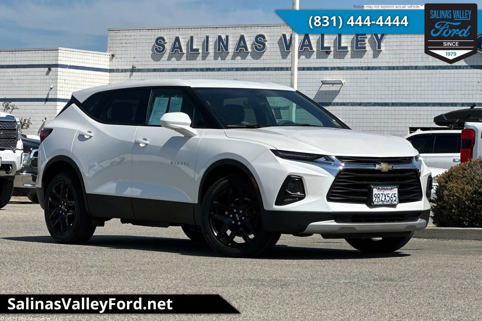 Used 2022 Chevrolet Blazer LT FWD image 1