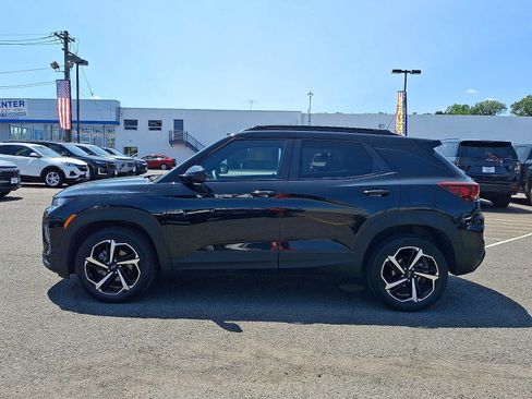 Used 2023 Chevrolet TrailBlazer RS w/ Convenience Package AWD/4WD image 4