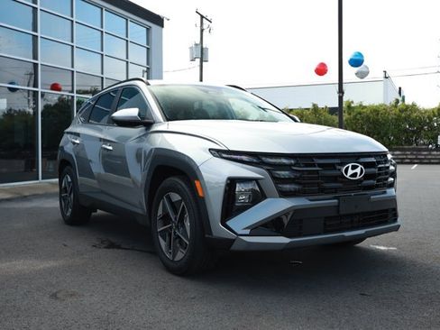 Used 2026 Hyundai Tucson SEL FWD image 3