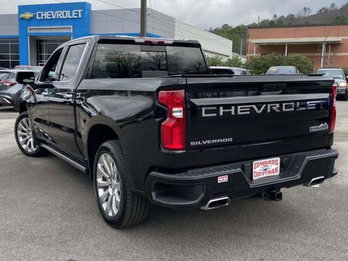 Used 2021 Chevrolet Silverado 1500 High Country w/ Technology Package image 25