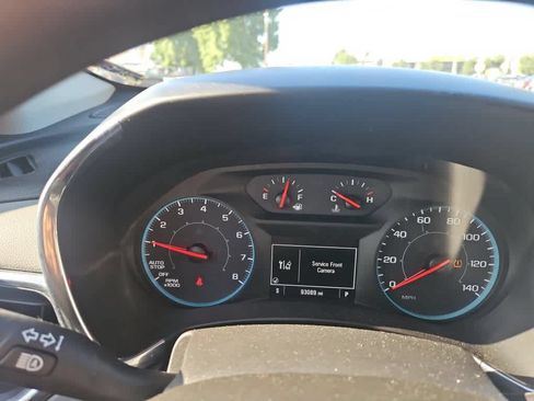 Used 2020 Chevrolet Equinox LS FWD image 19