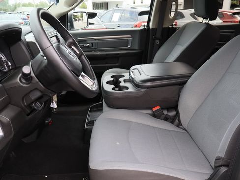 Used 2022 RAM 1500 Classic SLT w/ Electronics Group AWD/4WD image 20