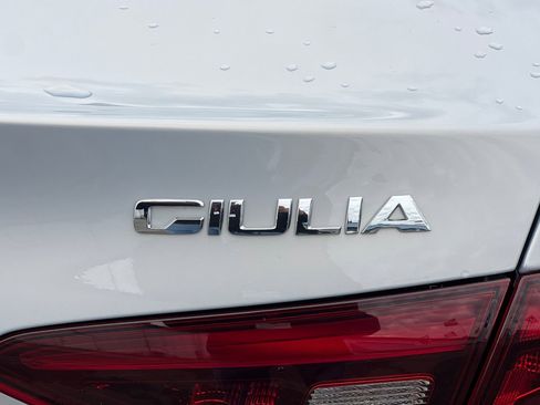 Used 2022 Alfa Romeo Giulia Ti image 26