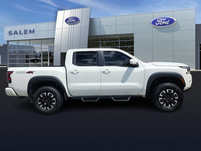 Used 2024 Nissan Frontier PRO-4X w/ Technology Package AWD/4WD image 2