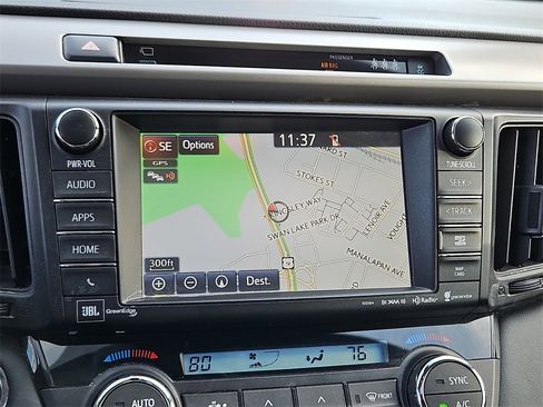 Used 2017 Toyota RAV4 Limited image 22