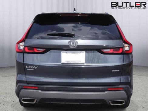 Used 2023 Honda CR-V Sport Touring image 6