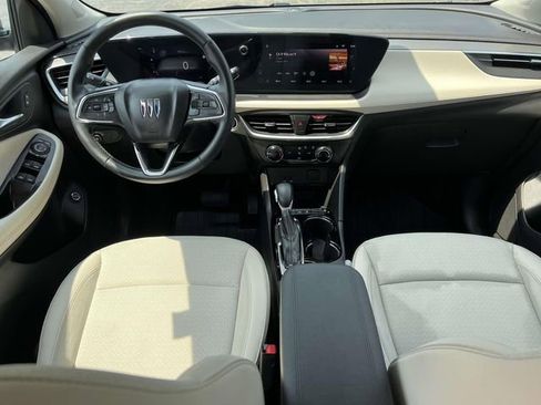 Used 2024 Buick Encore GX Preferred image 16