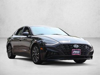 Used 2023 Hyundai Sonata Limited FWD video 3