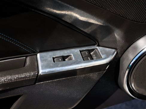 Used 2010 Ford Mustang GT image 48