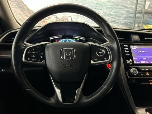 Used 2020 Honda Civic EX image 11