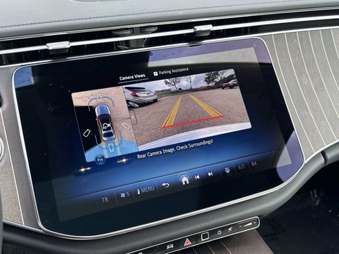 Used 2026 Mercedes-Benz E 350 4MATIC Sedan image 23