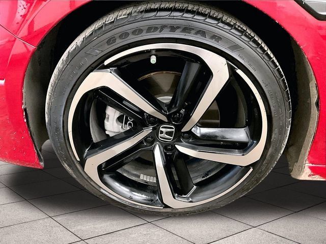 Used 2018 Honda Accord Sport image 8