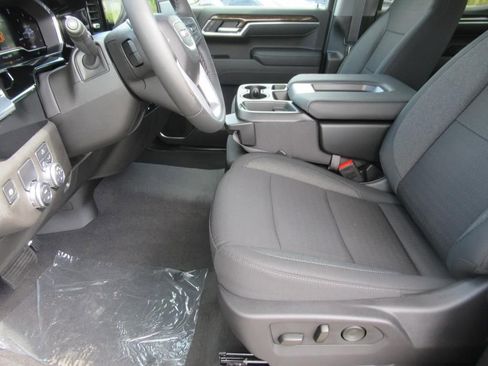 Used 2024 GMC Sierra 1500 Elevation image 15