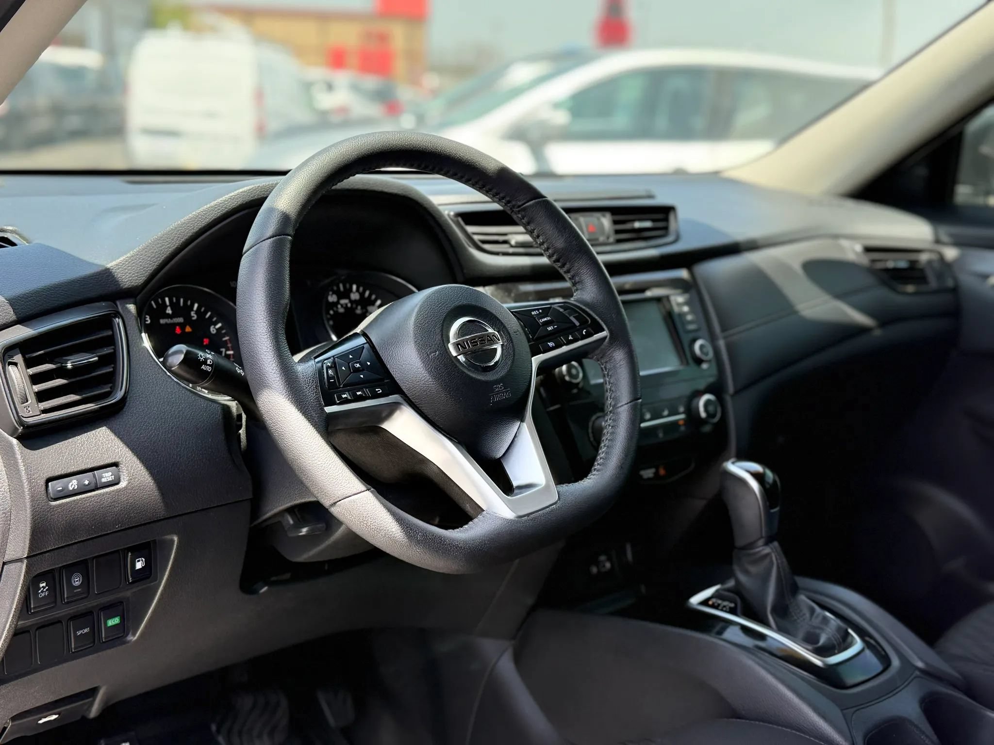 Used 2020 Nissan Rogue S w/ Special Edition Package FWD image 16