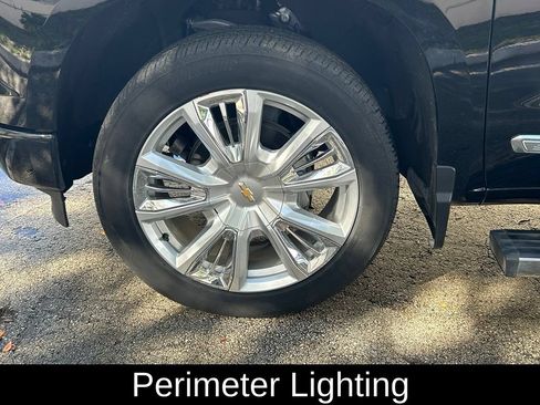 Used 2024 Chevrolet Silverado 1500 High Country w/ Technology Package RWD image 27