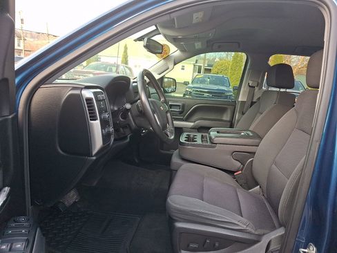 Used 2018 Chevrolet Silverado 1500 LT w/ All Star Edition image 13