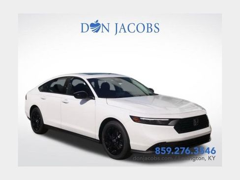 New 2025 Honda Accord SE image 1