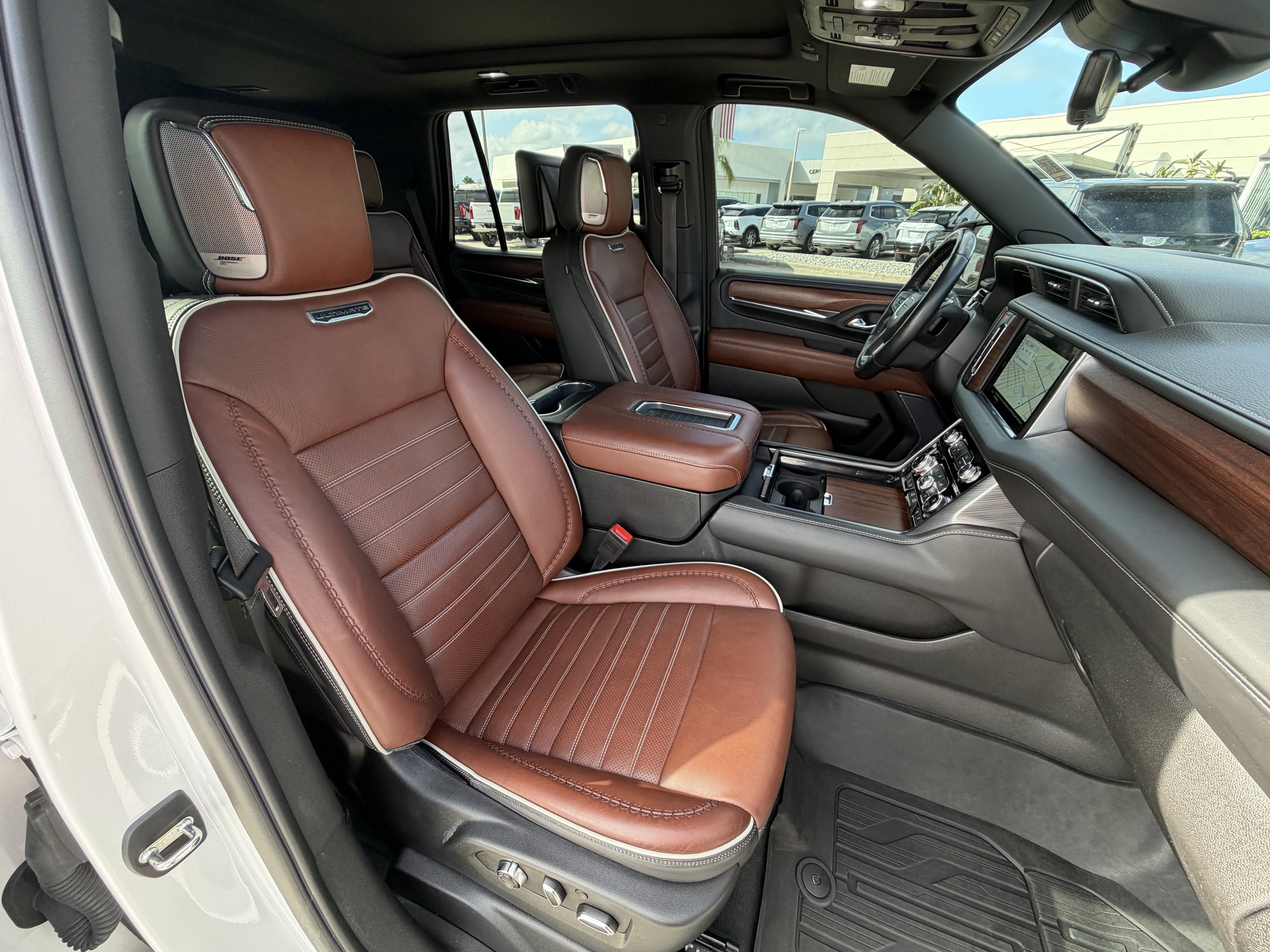 Used 2023 GMC Yukon Denali Ultimate w/ LPO, Floor Liner Package AWD/4WD image 20