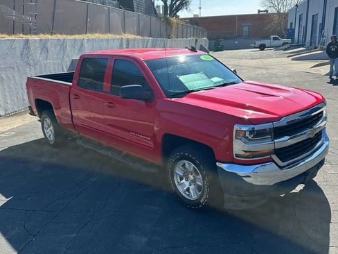 Used 2018 Chevrolet Silverado 1500 LT w/ Trailering Package RWD image 4
