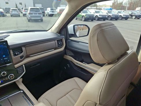 Certified 2024 Ford Expedition Max Limited image 11