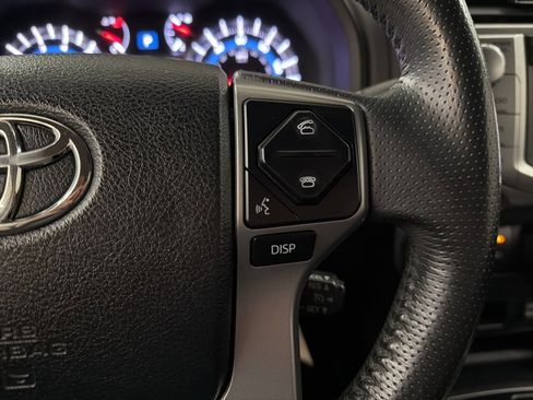 Used 2018 Toyota 4Runner SR5 Premium image 21