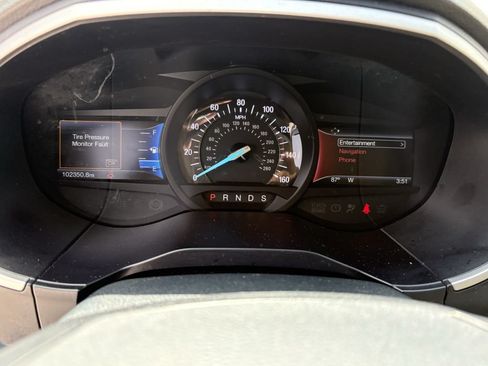 Used 2017 Ford Edge SEL w/ Equipment Group 201A FWD image 18