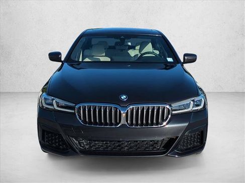 Used 2023 BMW 530e w/ M Sport Package RWD image 2