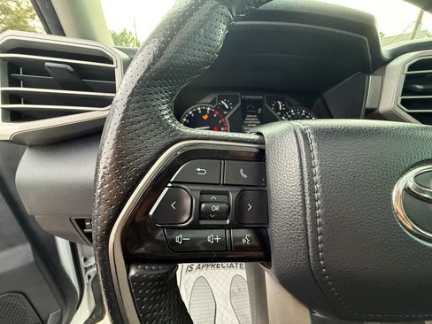 Used 2022 Toyota Tundra Limited AWD/4WD image 32