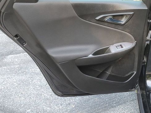 Used 2022 Chevrolet Malibu LT image 27