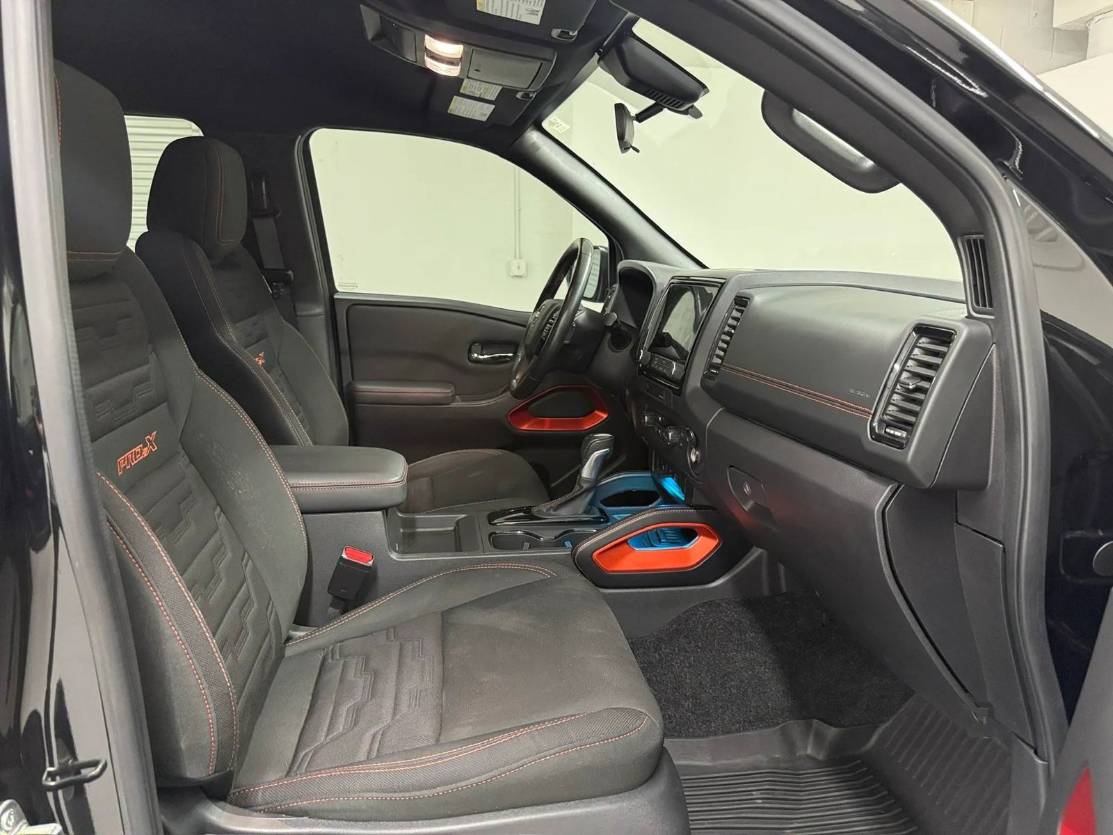 Used 2024 Nissan Frontier Pro-X w/ Technology Package RWD image 12
