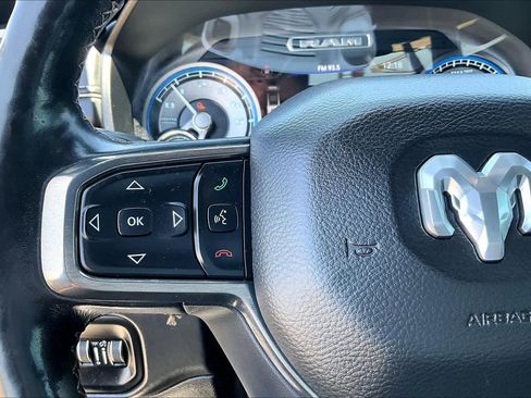 Used 2019 RAM 1500 Limited RWD image 23