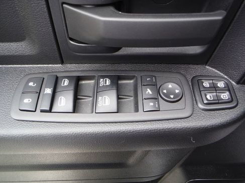 Certified 2024 RAM 2500 Tradesman w/ Chrome Appearance Group AWD/4WD image 32