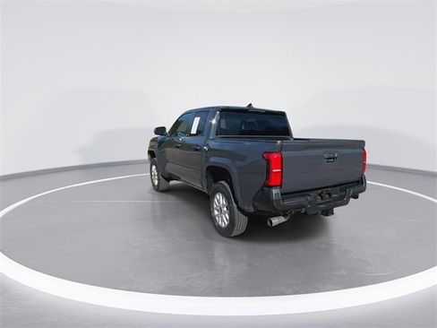 Used 2024 Toyota Tacoma SR image 9