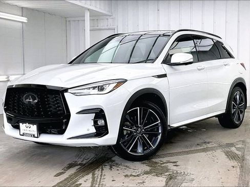 Certified 2025 INFINITI QX50 Sport w/ Cargo Package image 2