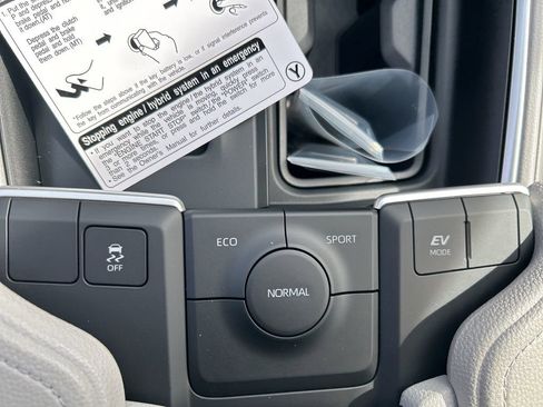 New 2026 Toyota Grand Highlander XLE image 7