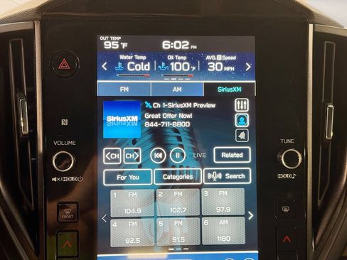 Used 2025 Subaru Forester Premium AWD/4WD image 14
