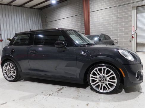 Used 2015 MINI Cooper S FWD image 6