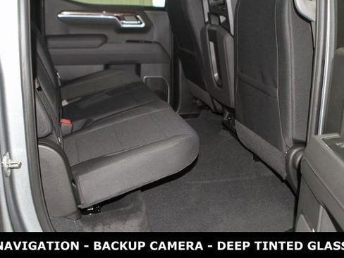 New 2025 GMC Sierra 1500 Elevation image 26